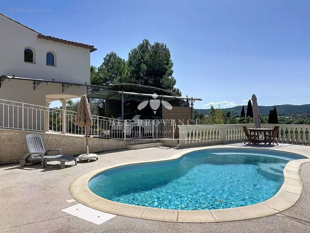 Maison à CARCES