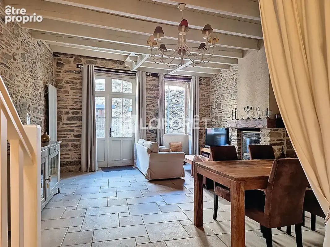 Maison à LOHEAC