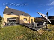 Maison à SAINT-MELOIR-DES-ONDES