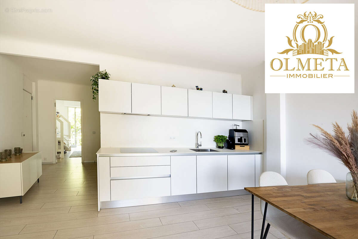 Appartement à ROQUEBRUNE-CAP-MARTIN