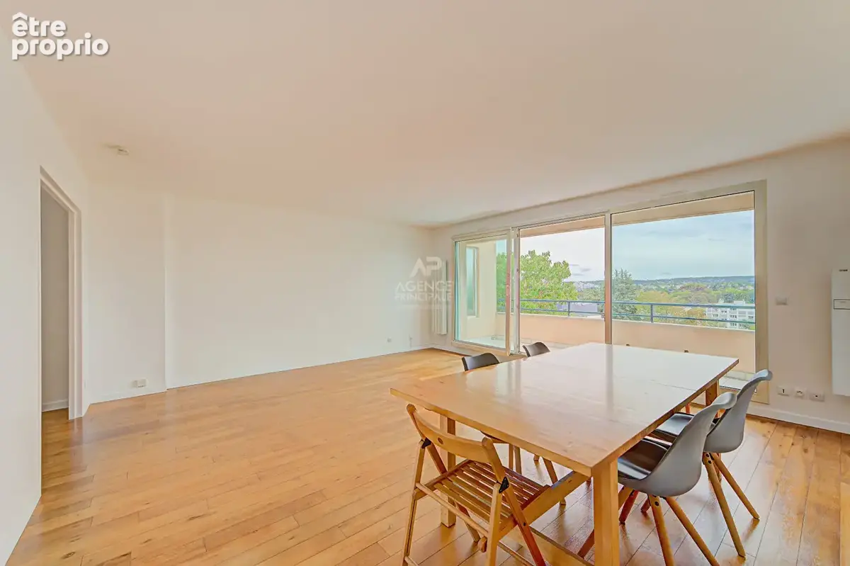 Appartement Saint Germain En Laye - Dernier étage - Terrasse - Vue panoramique - Plein Sud - 101m2 - photo 3