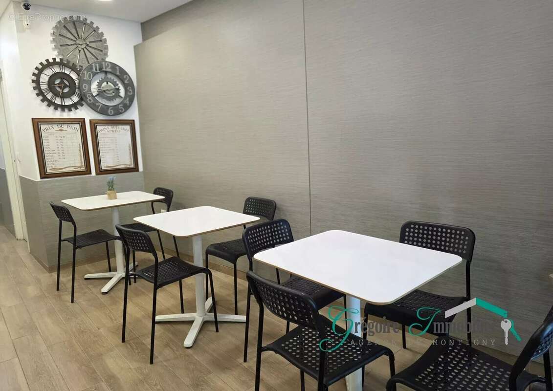 Commerce à FONTAINEBLEAU