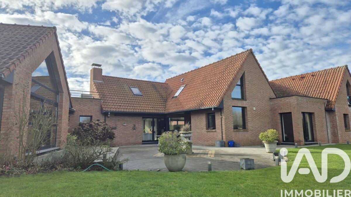 Photo 1 - Maison à MOUCHIN