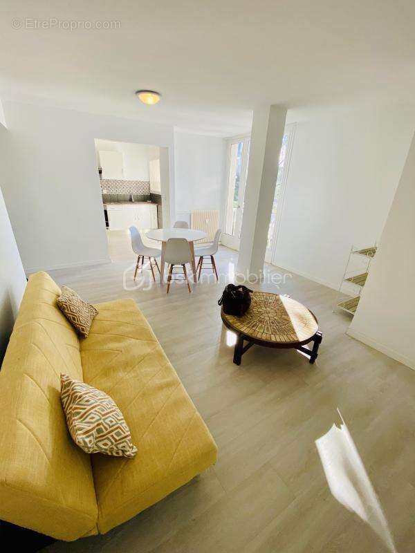 Appartement à NIMES
