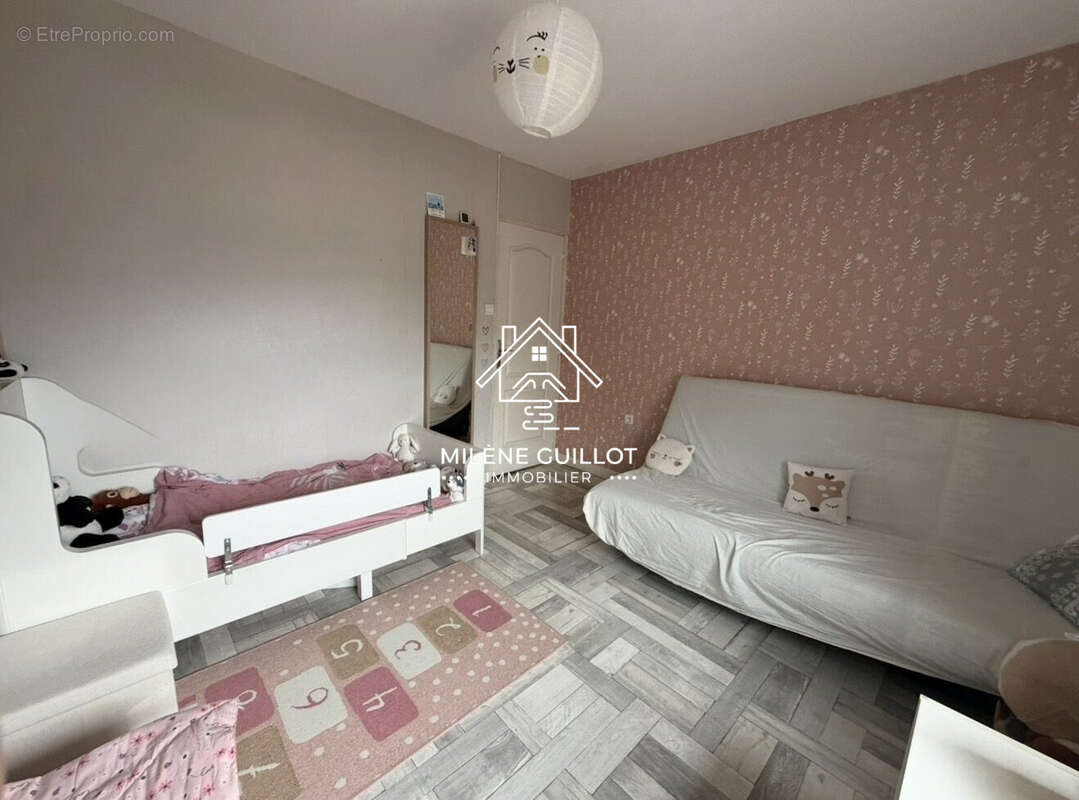 Maison à QUESNOY-SUR-DEULE