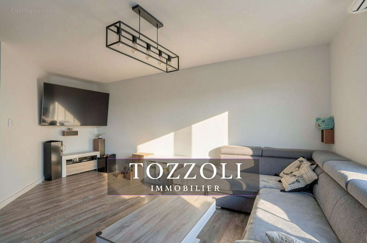 Maison à SAINT-QUENTIN-FALLAVIER