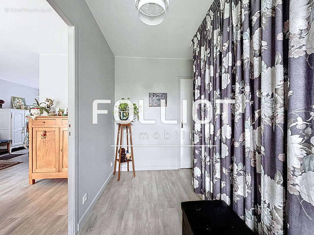 Maison à SAINT-JEAN-DES-CHAMPS