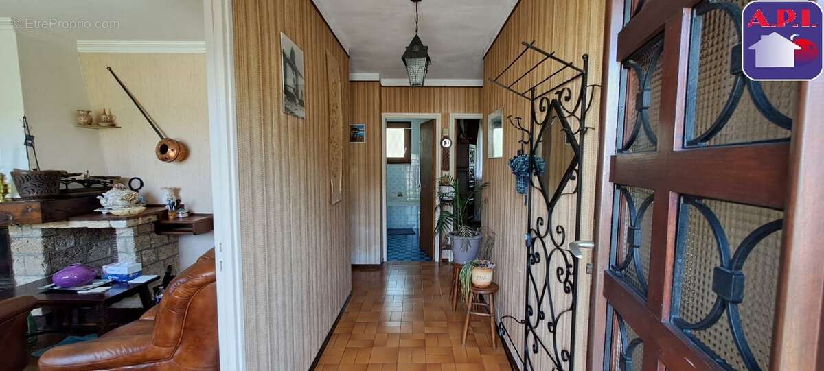 Maison 86 m² à Villeneuve-D'olmes  - photo 4
