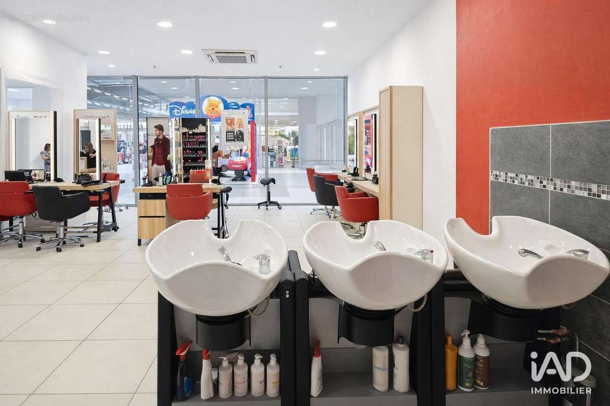 Photo 9 - Commerce à HOUTAUD