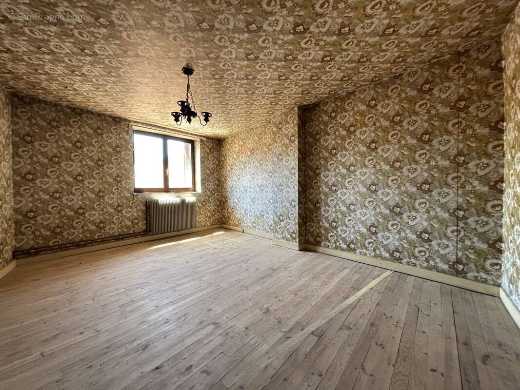 Maison à BLANZAT