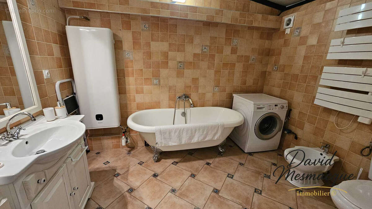 Autre à MEULAN