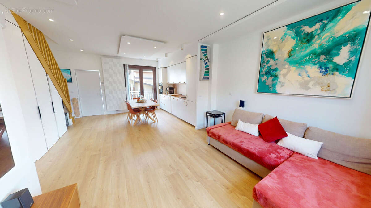 Maison à VILLARD-BONNOT