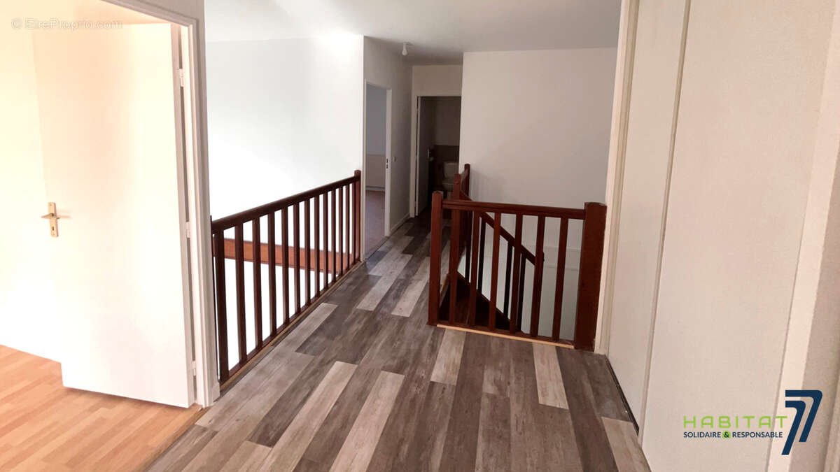 Appartement à MAGNY-LE-HONGRE