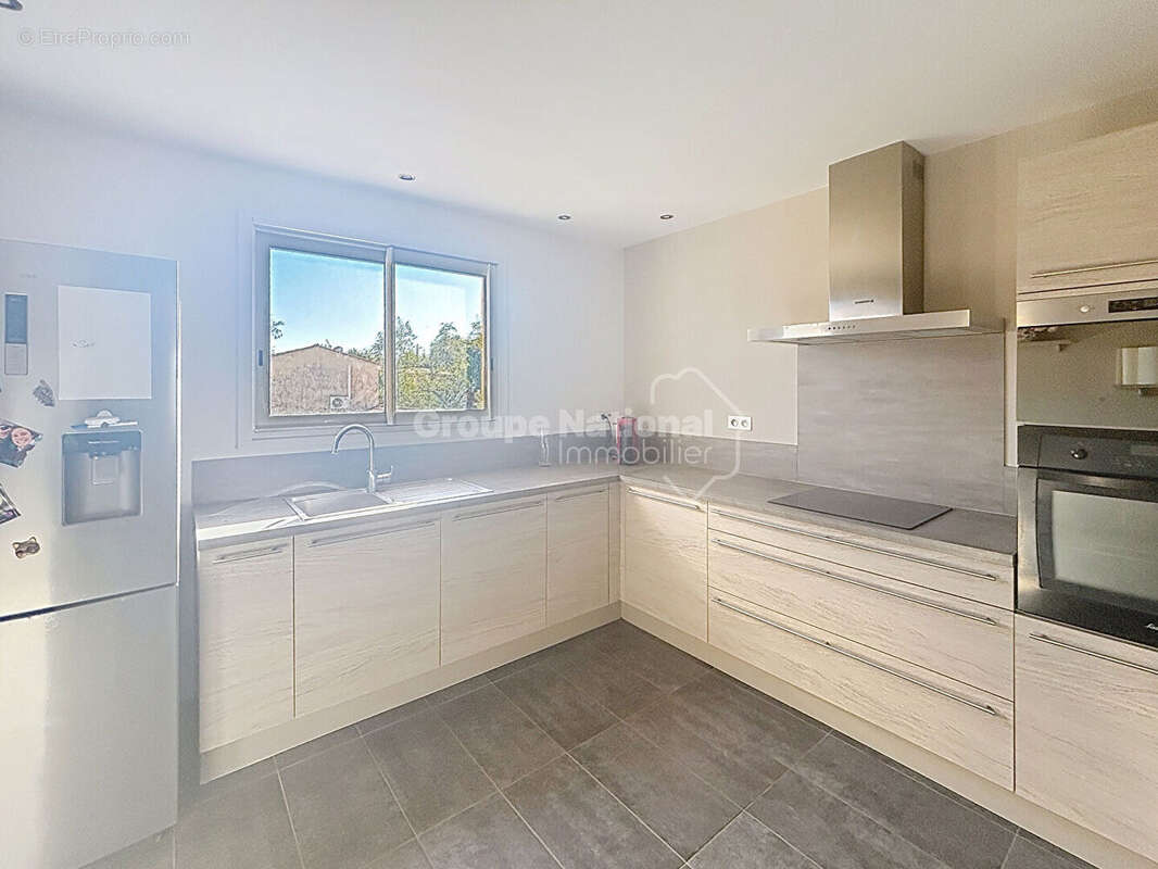 Appartement à PEGOMAS