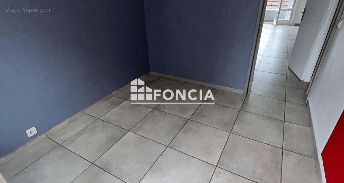 Appartement à VILLENEUVE-LA-GARENNE