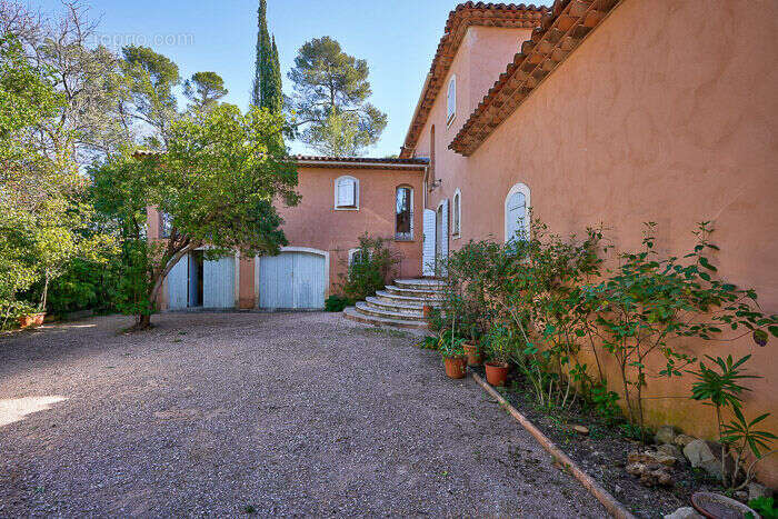 Photo 3 - Maison à BRIGNOLES