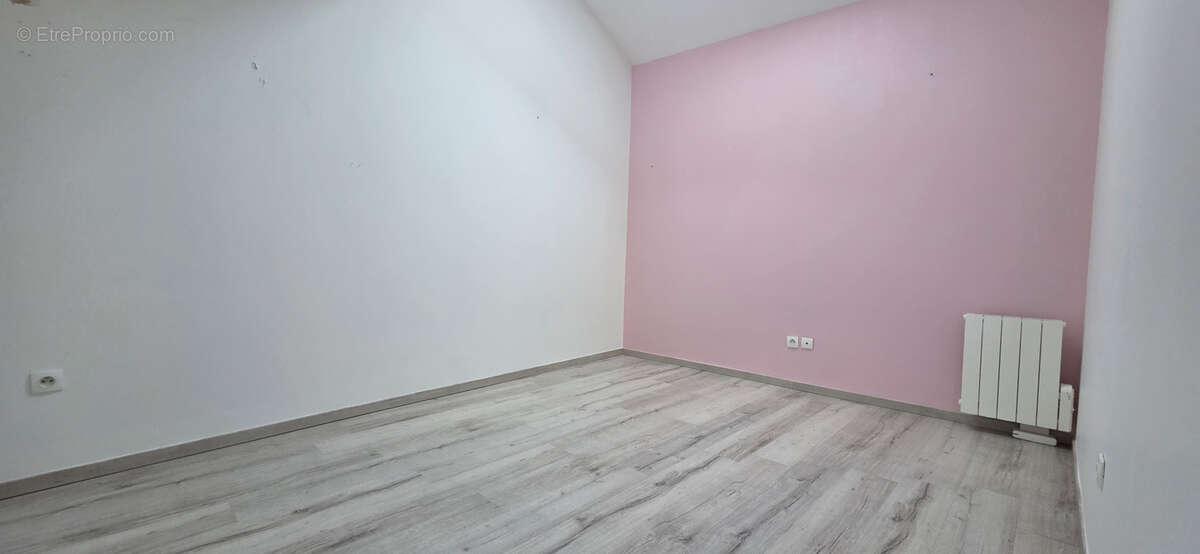 Appartement à PONT-DE-CHERUY