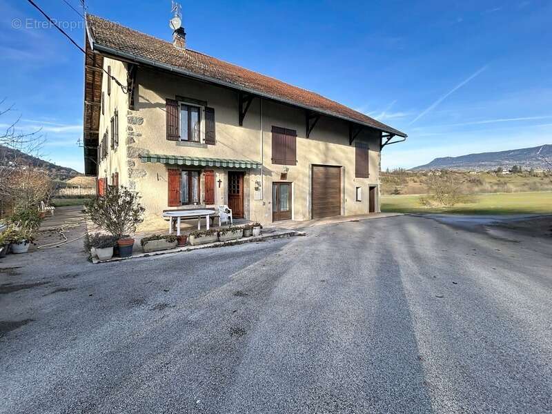 Maison à REIGNIER