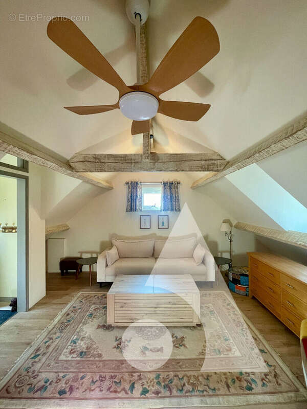 Charmante maison en pierre avec gîte, sur plus de 2 hectares de terrain à Sainte-Mondane - photo 12