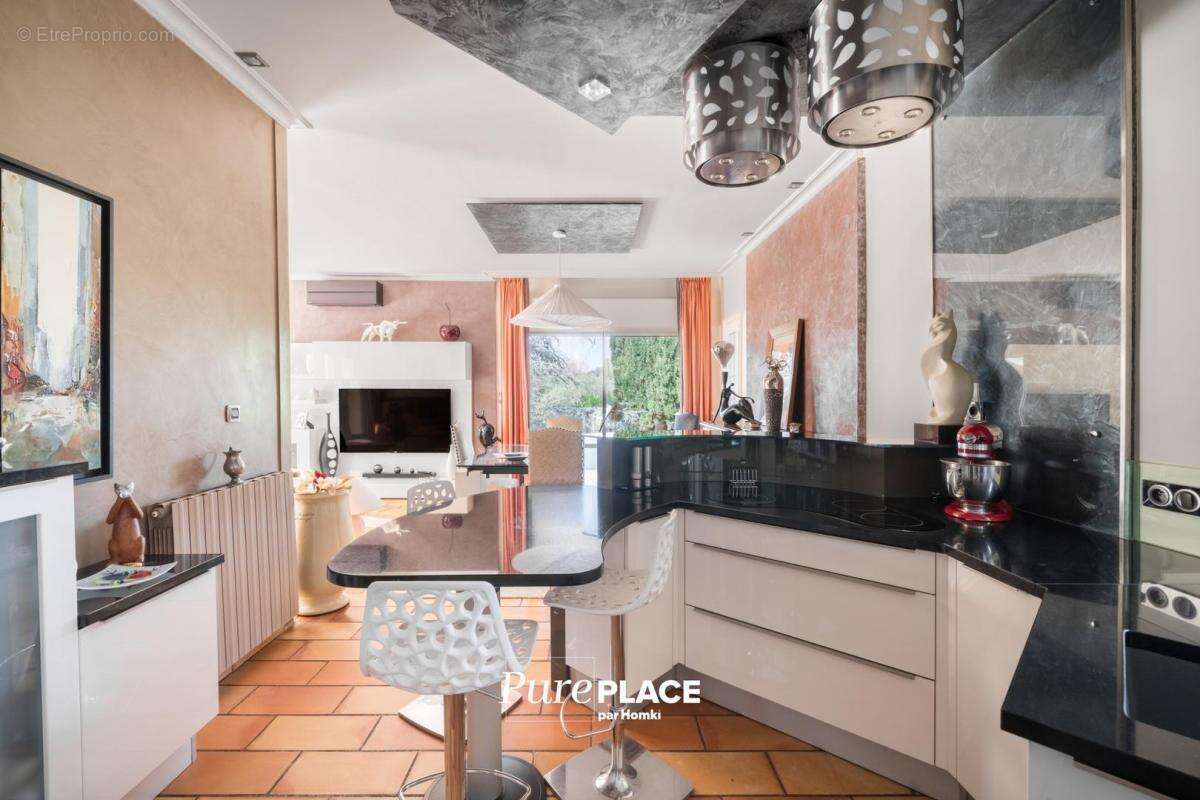 Propriété T5 de 166 m² à Boisseron 34160 - photo 9