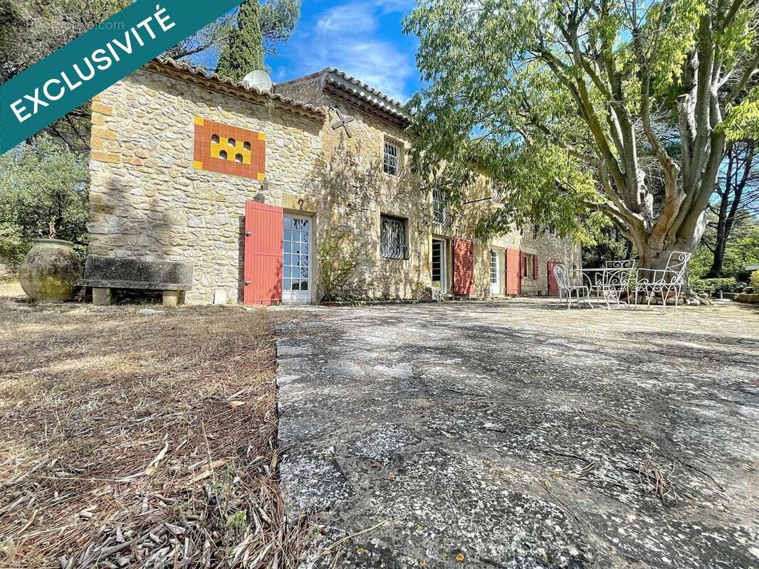 Photo 2 - Maison à LAMBESC