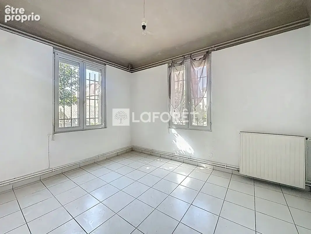 PERPIGNAN Maison de ville divisée en 2 appartements - photo 8