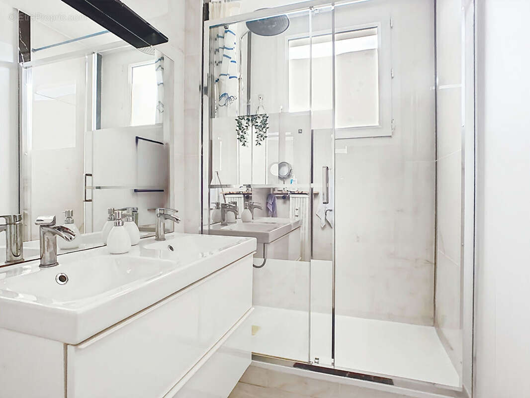 Appartement à MARSEILLE-13E