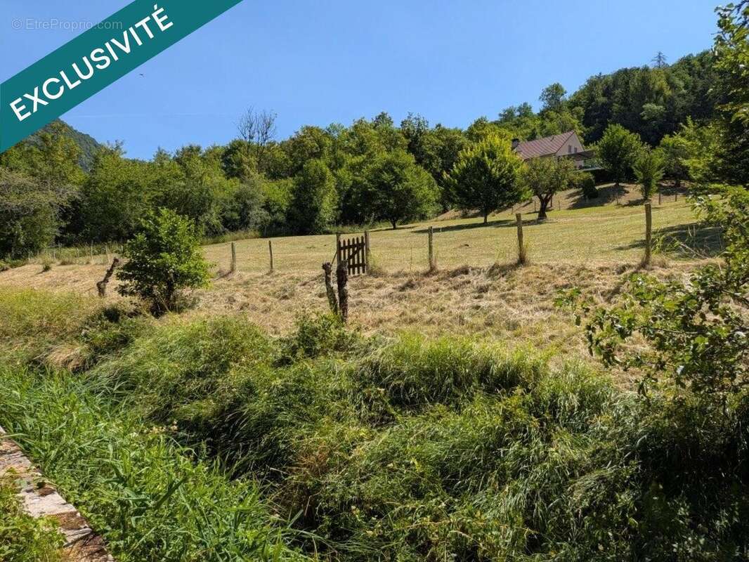 Terrain 3348 m² à Salins-Les-Bains  - photo 3