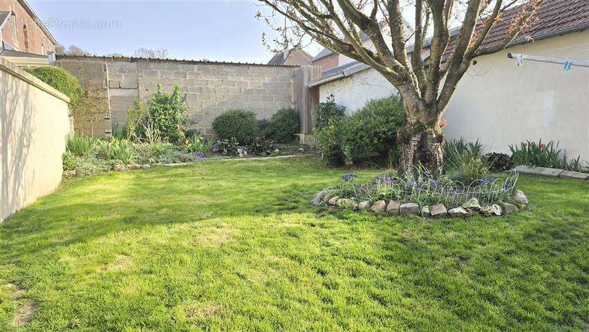Maison à MONTVILLE