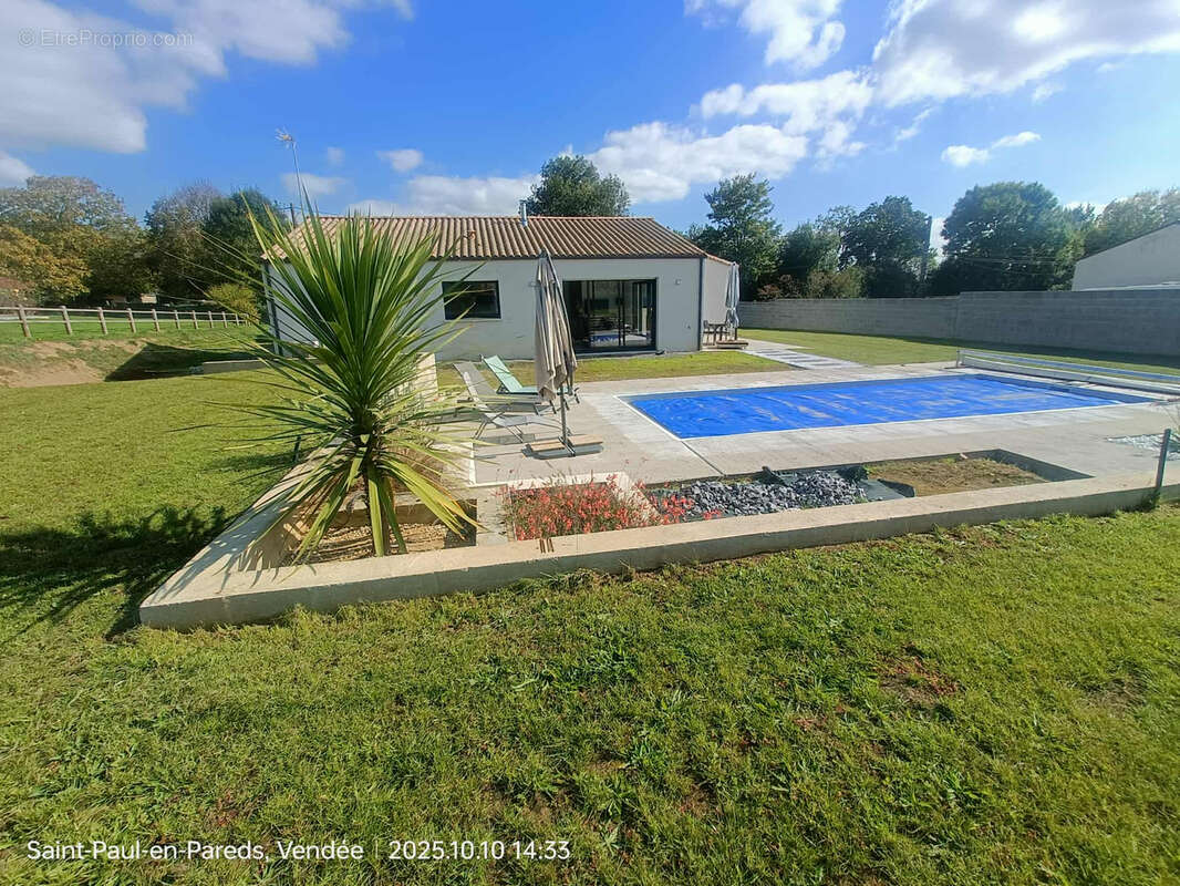 Maison à SAINT-PAUL-EN-PAREDS