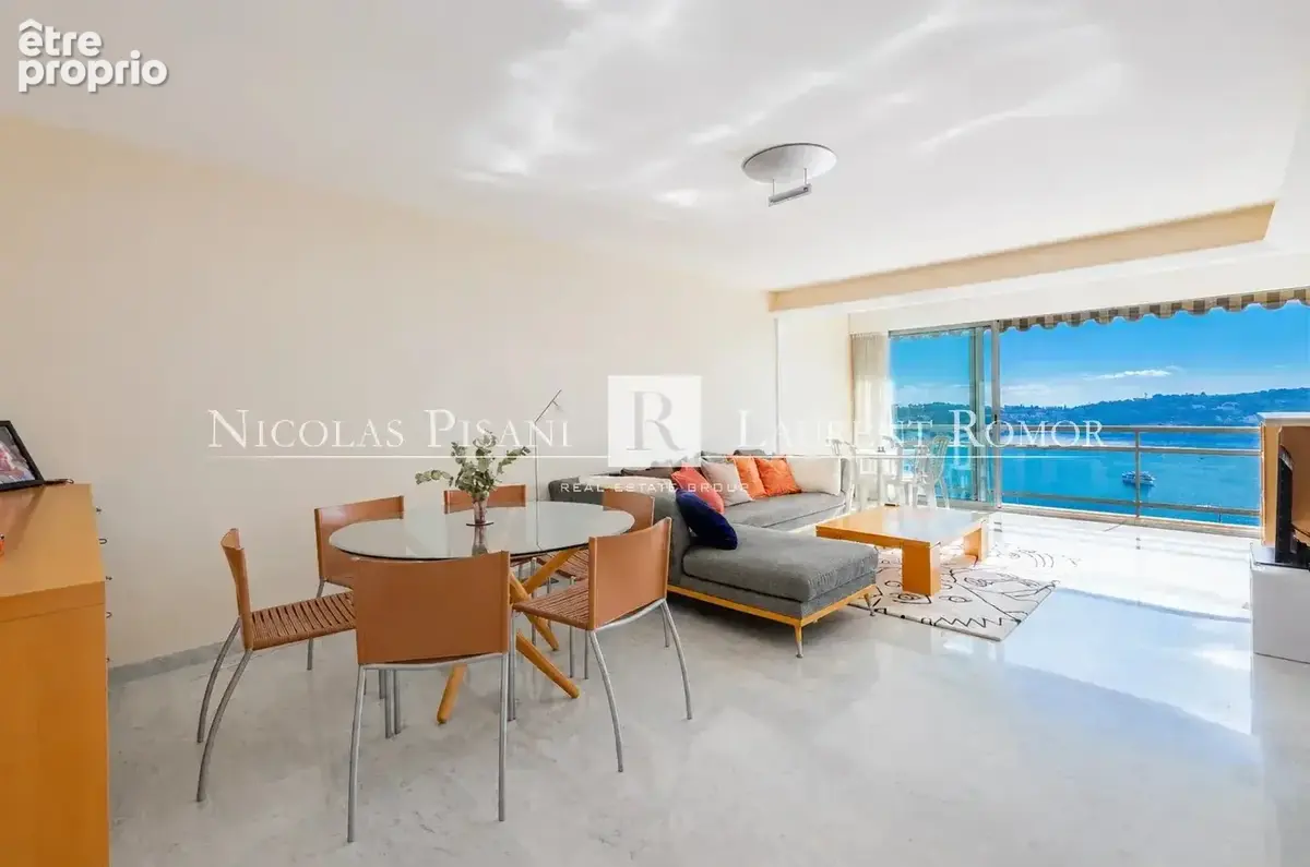 EXCLUSIVITÉ - A vendre , Villefranche sur Mer, 3 pièces, vue mer panoramique, 74 m²,  piscine, garage, 860.000 € - photo 4