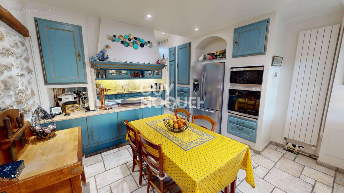 Maison à COURSON-MONTELOUP