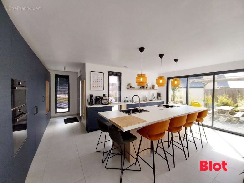 Maison à LA VILLE-ES-NONAIS