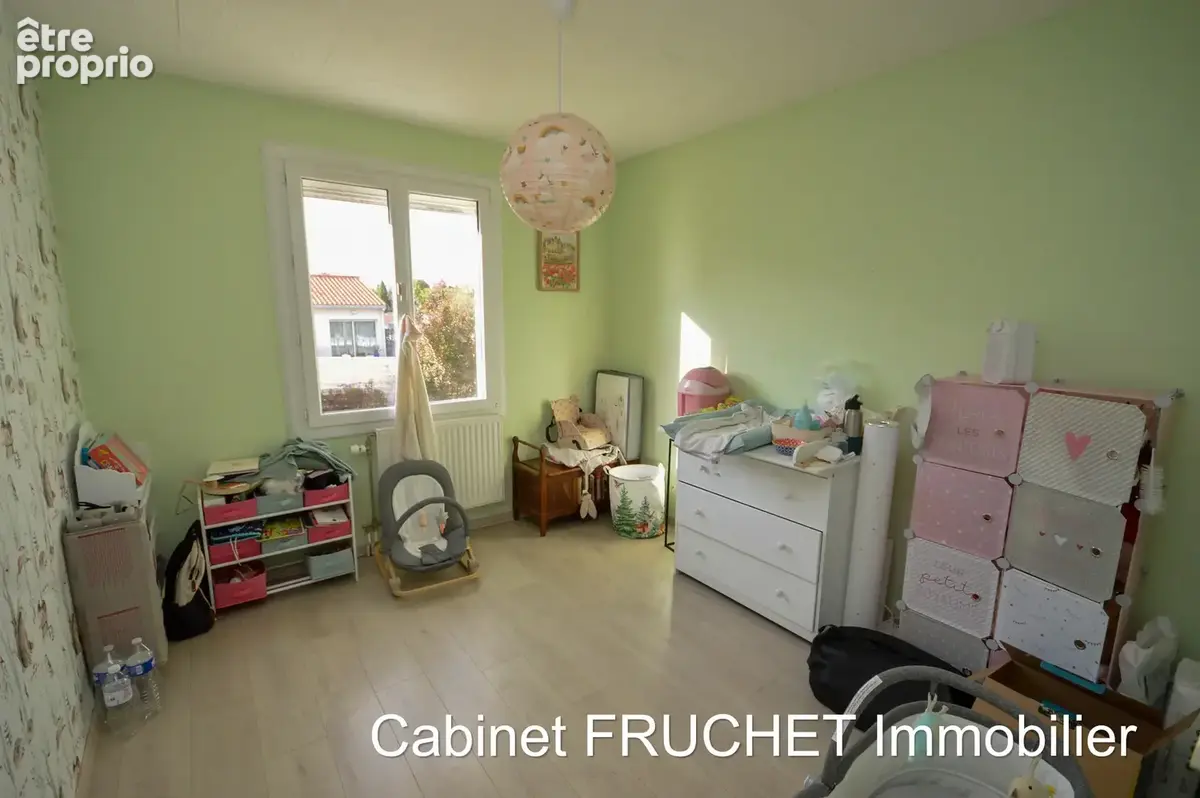 CHANTONNAY - Maison lumineuse de 3 ch avec un sous-sol complet - photo 9