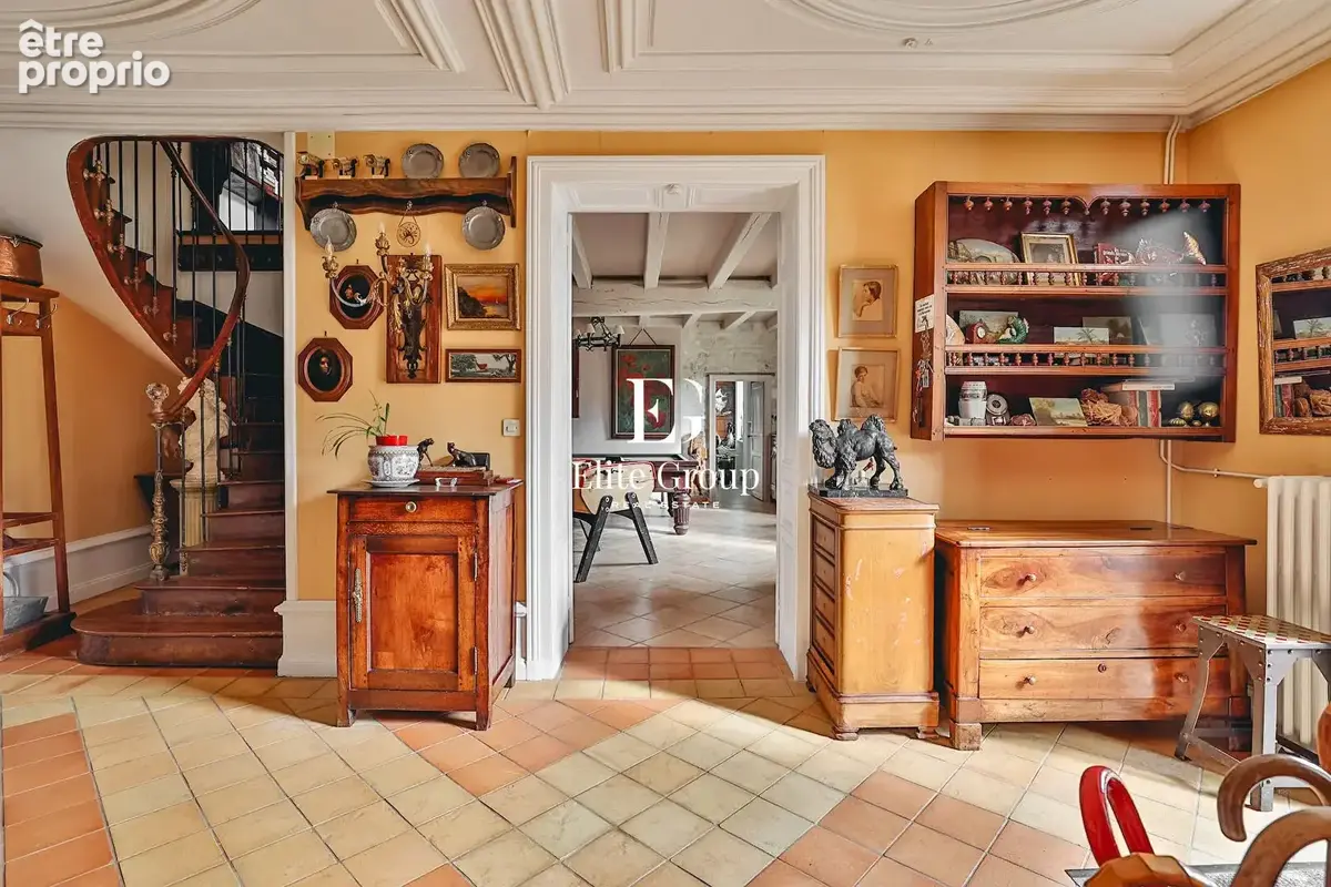 A vendre - authentique propriete charentaise a proximite de jarnac et de cognac - 11 pieces - 440m2 - photo 7