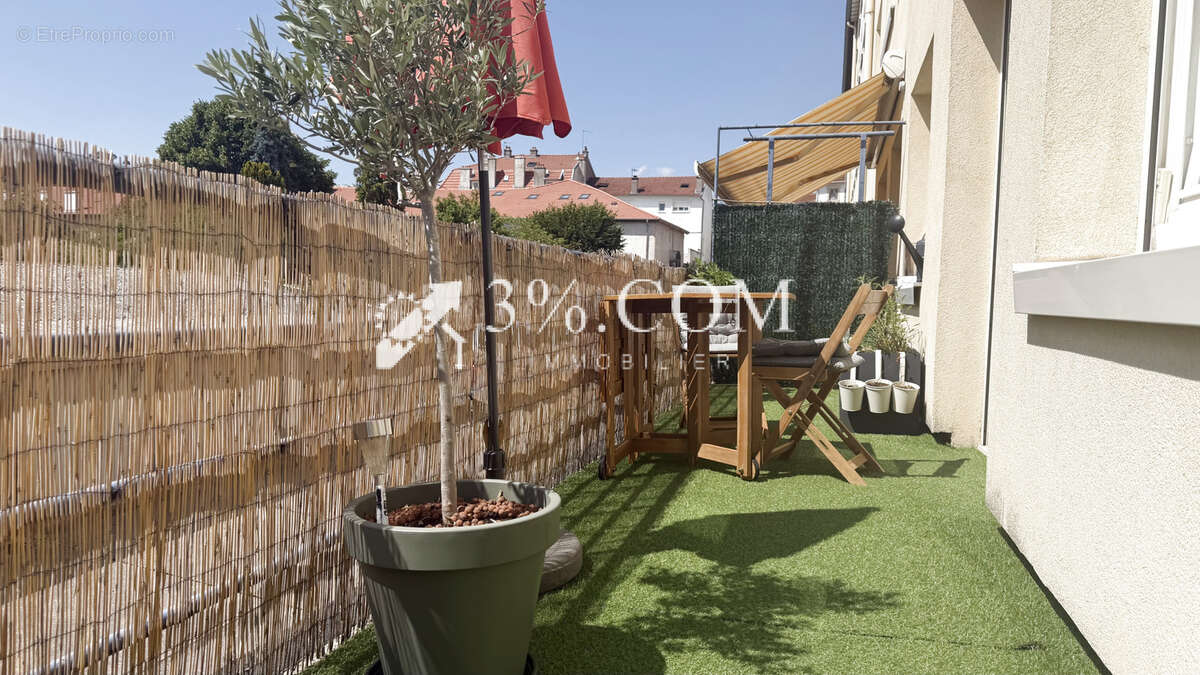Appartement à LAXOU