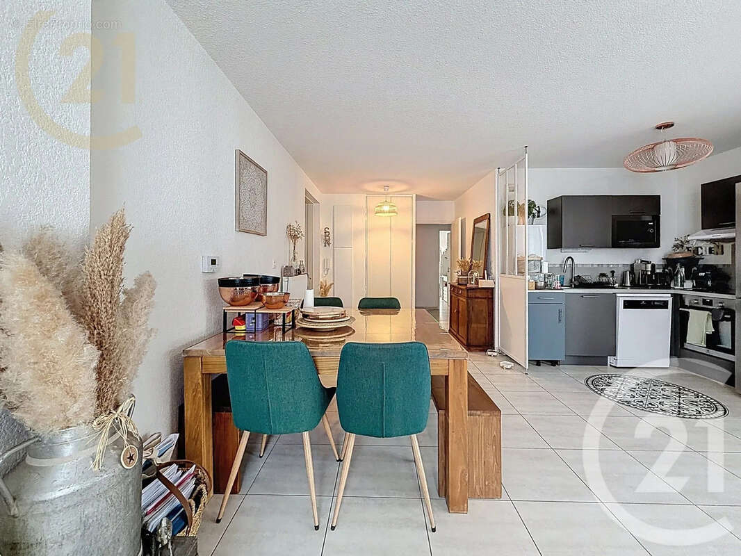 Appartement à SAINT-JEAN-DE-VEDAS