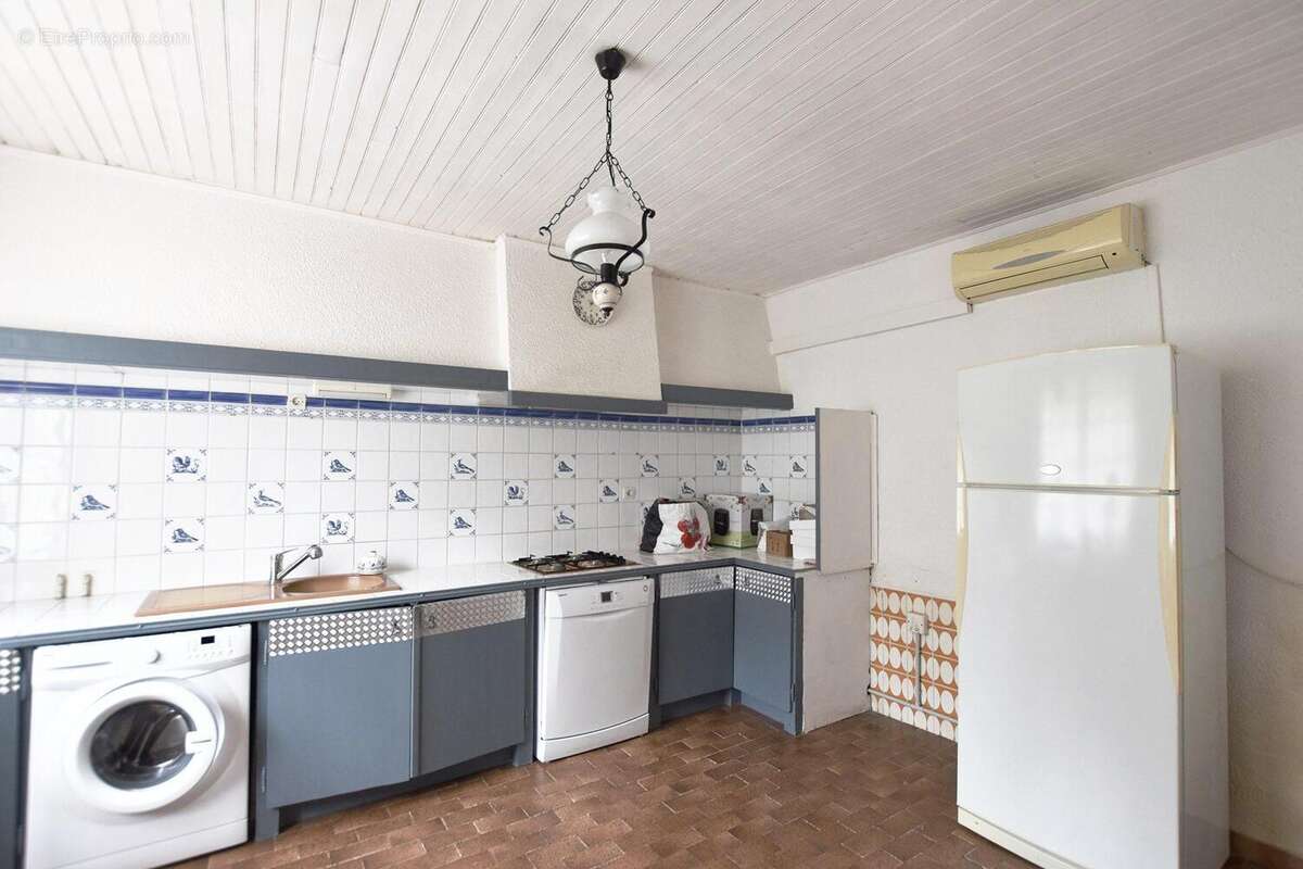 MAISON 1 : Cuisine  - Maison à BOUILLARGUES