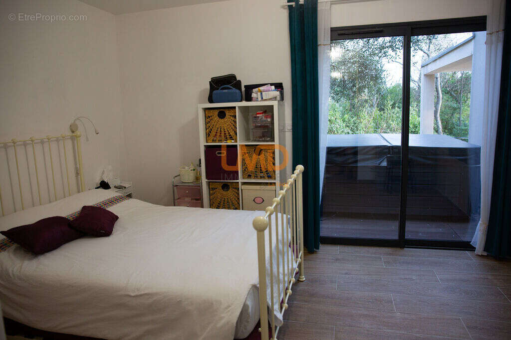 Maison à NIMES