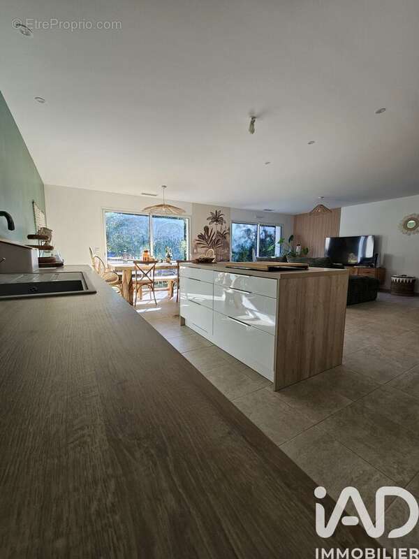 Photo 5 - Maison à SIX-FOURS-LES-PLAGES