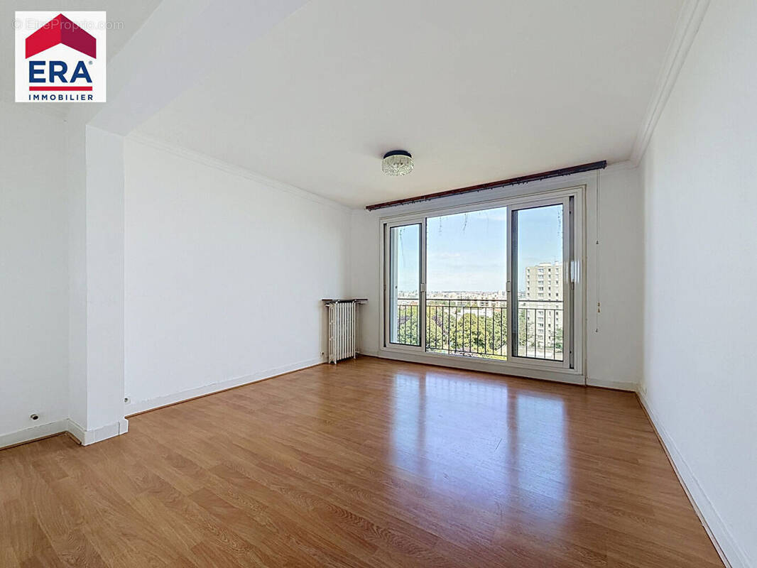 Appartement à IVRY-SUR-SEINE
