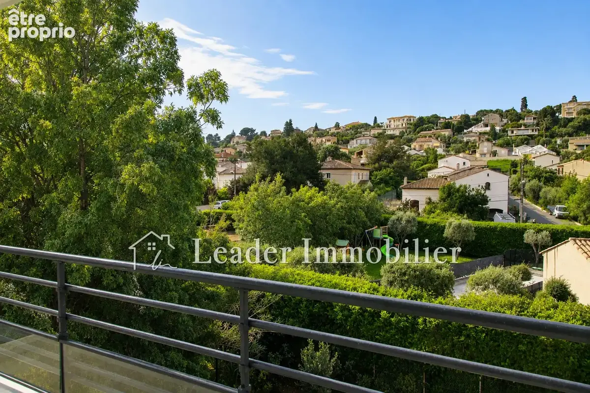 Appartement 3 pièces 60 m² à vendre à Antibes (06600) - photo 2
