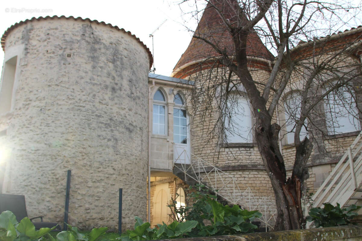 Appartement à MESCHERS-SUR-GIRONDE