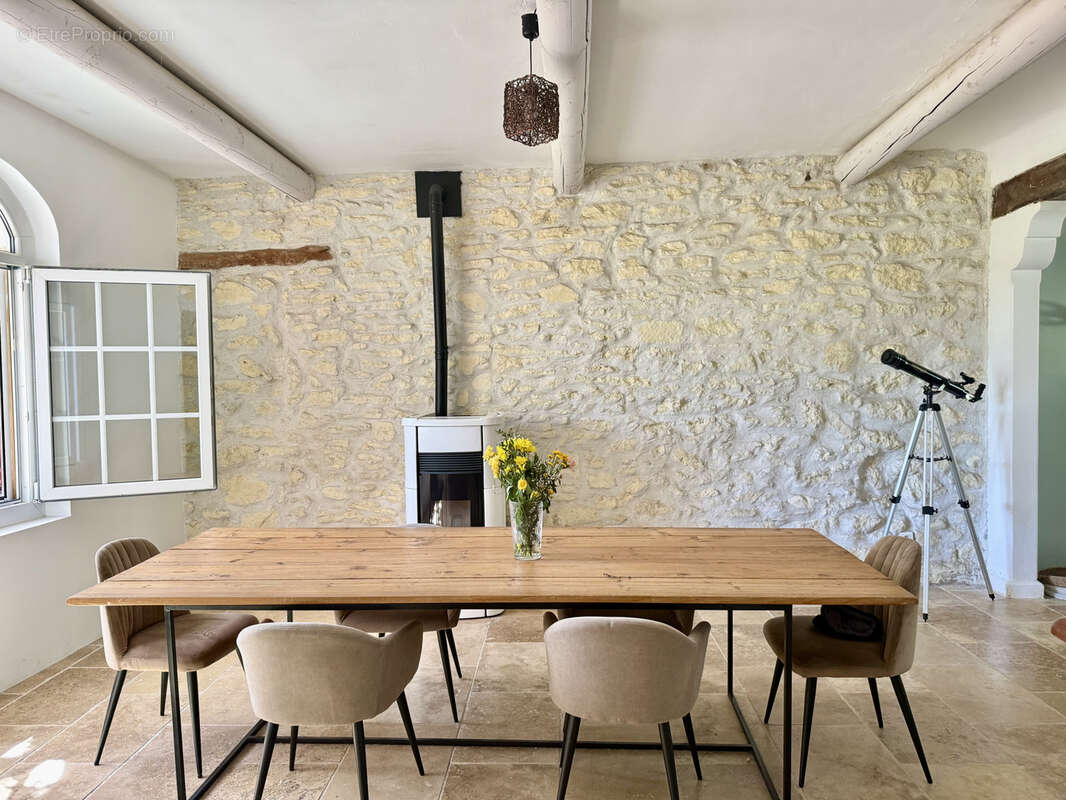 Appartement à ALLEINS