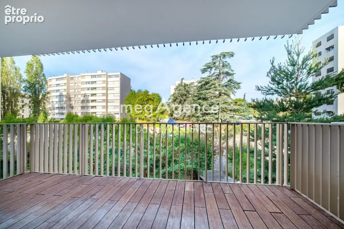 Ecully centre, T3 et terrasse de 10m2, possibilité box en sus - photo 9