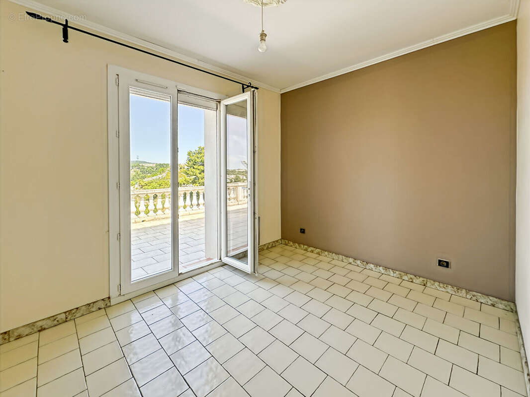 Maison à SAUSSET-LES-PINS