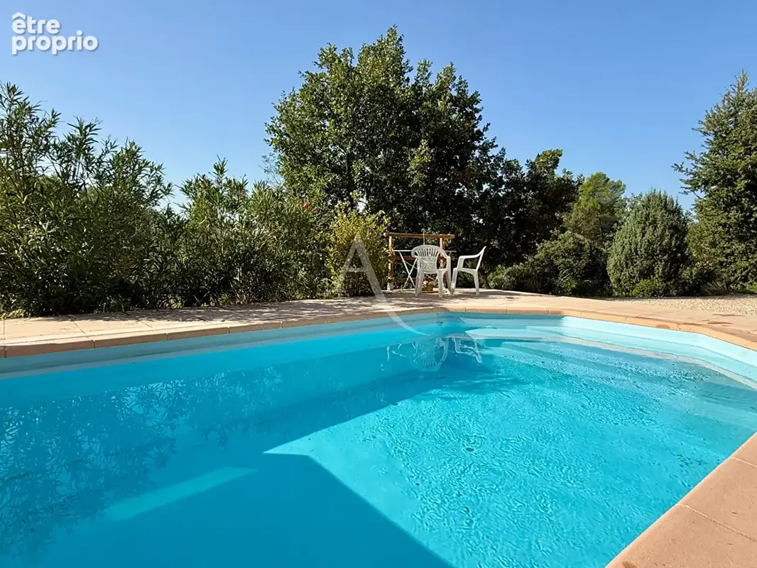 Villa varages de 106m2 au calme sur terrain de 2525m2 et piscine - photo 4