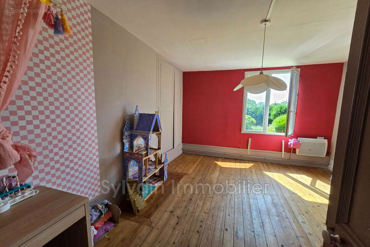 Maison à FORGES-LES-EAUX