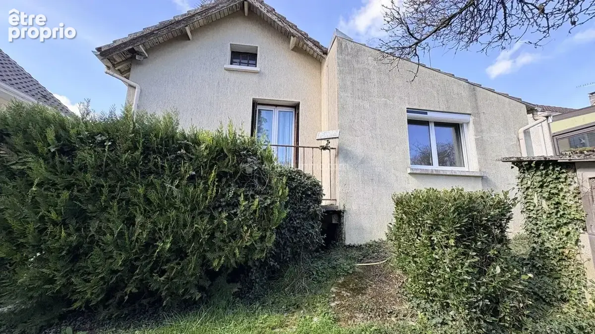 Maison à COUPVRAY