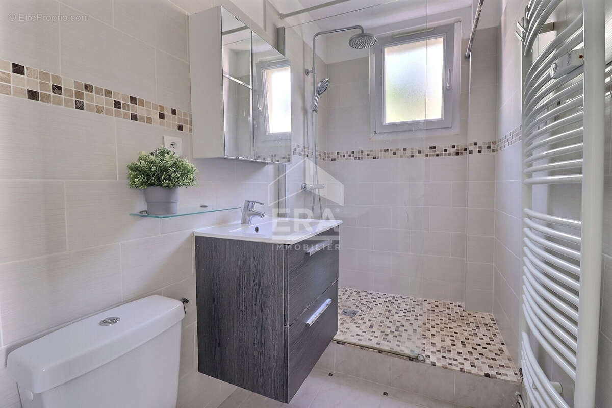 Appartement à COLOMBES